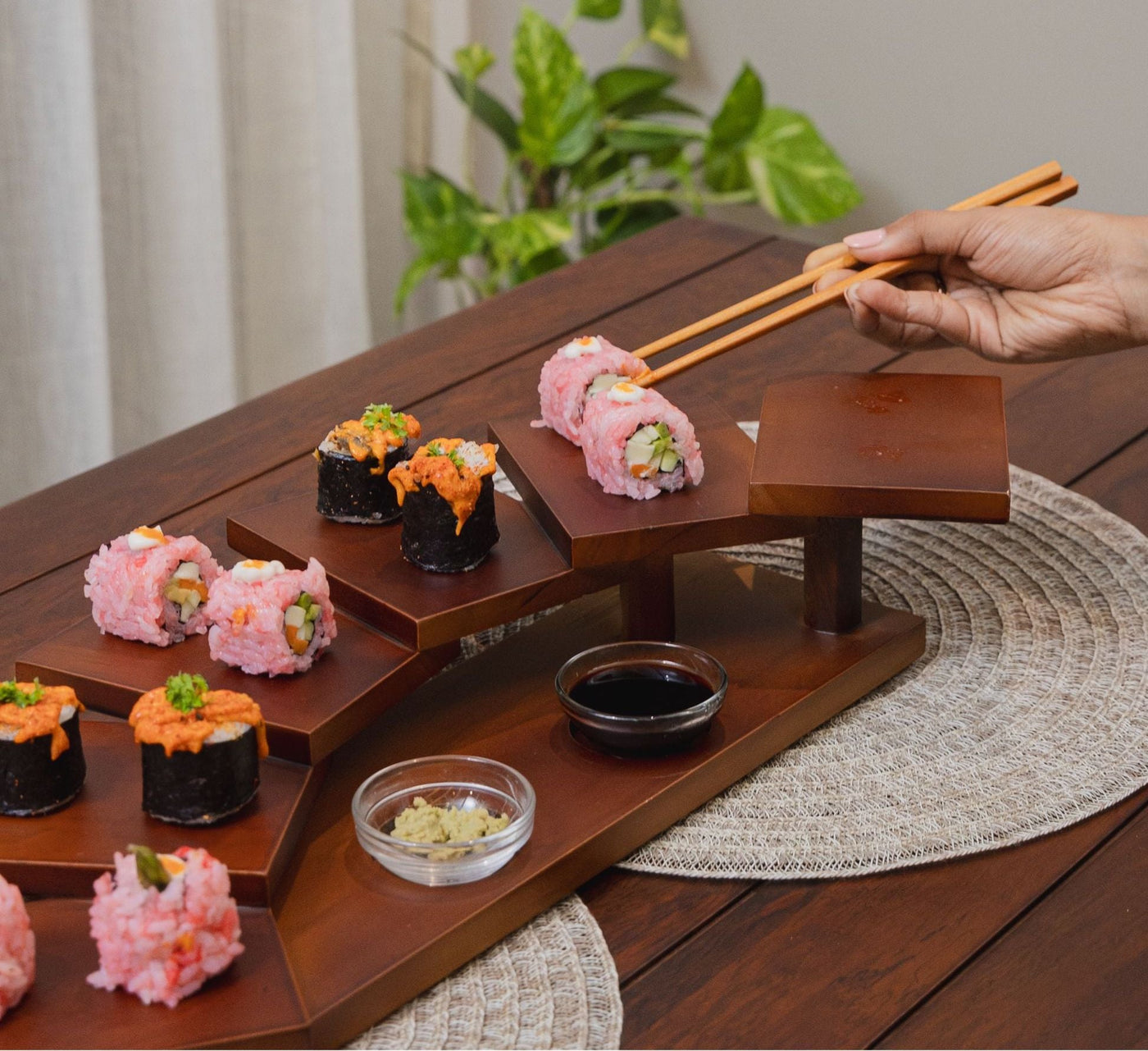 Hikari Step Platter, view 2